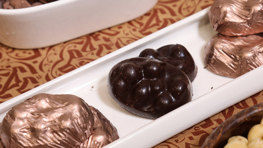 شوكولا روشة بندق غامقة